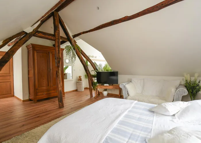 Le Moulin Des Roses Couette-café 3*